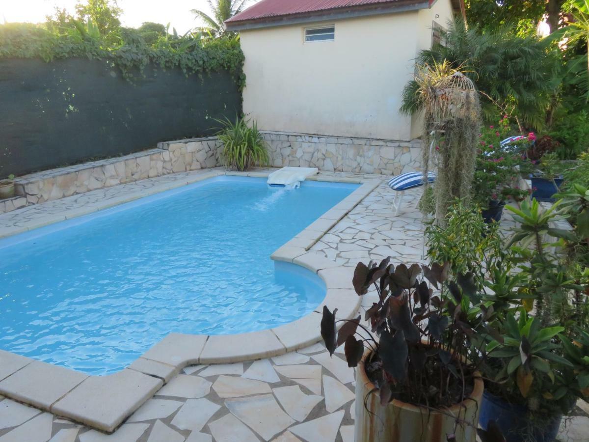 Apartmán Ti Cajou Baie-Mahault Exteriér fotografie
